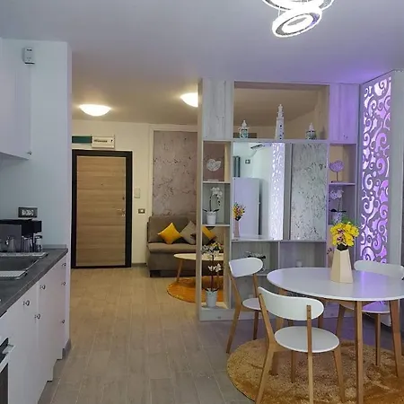 Bianca Apartment At Alezzi Beach Resort *