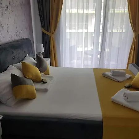 Bianca Apartment At Alezzi Beach Resort Apartament