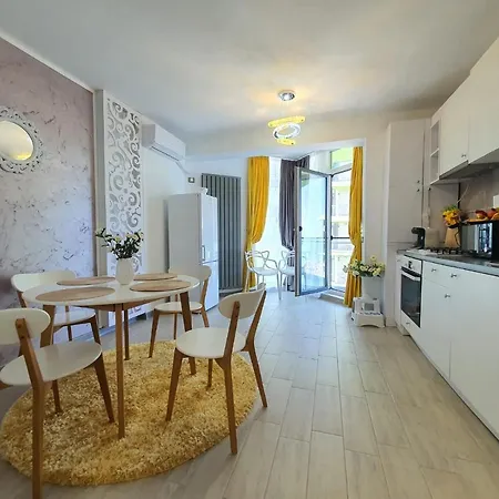 Apartament Bianca Apartment At Alezzi Beach Resort