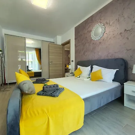 Apartament Bianca Apartment At Alezzi Beach Resort Năvodari