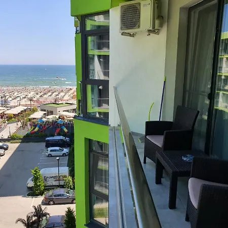 Bianca Apartment At Alezzi Beach Resort *