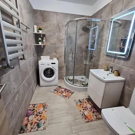 Bianca Apartment At Alezzi Beach Resort Năvodari