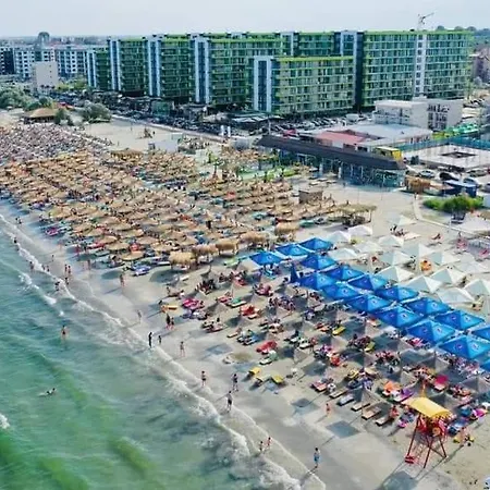 Apartament Bianca Apartment At Alezzi Beach Resort