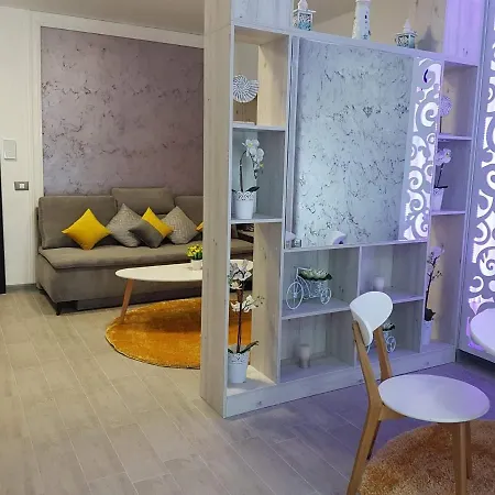 Appartamento Bianca Apartment At Alezzi Beach Resort