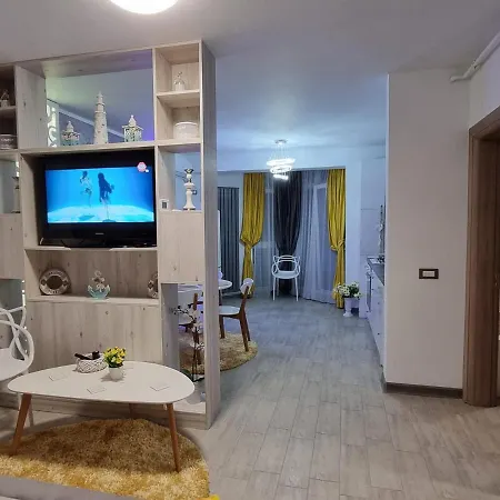 Appartamento Bianca Apartment At Alezzi Beach Resort