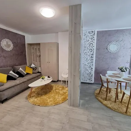 Bianca Apartment At Alezzi Beach Resort Appartamento *
