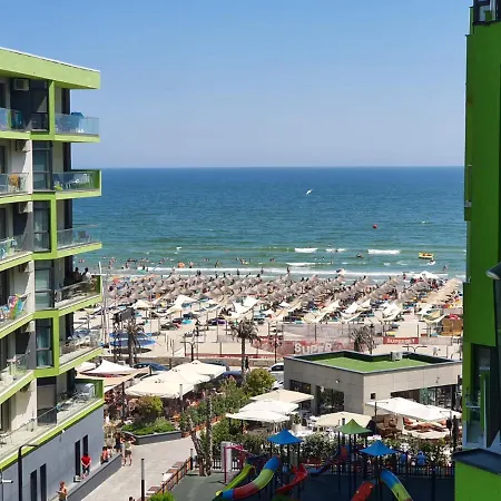 Bianca Apartment At Alezzi Beach Resort * Năvodari